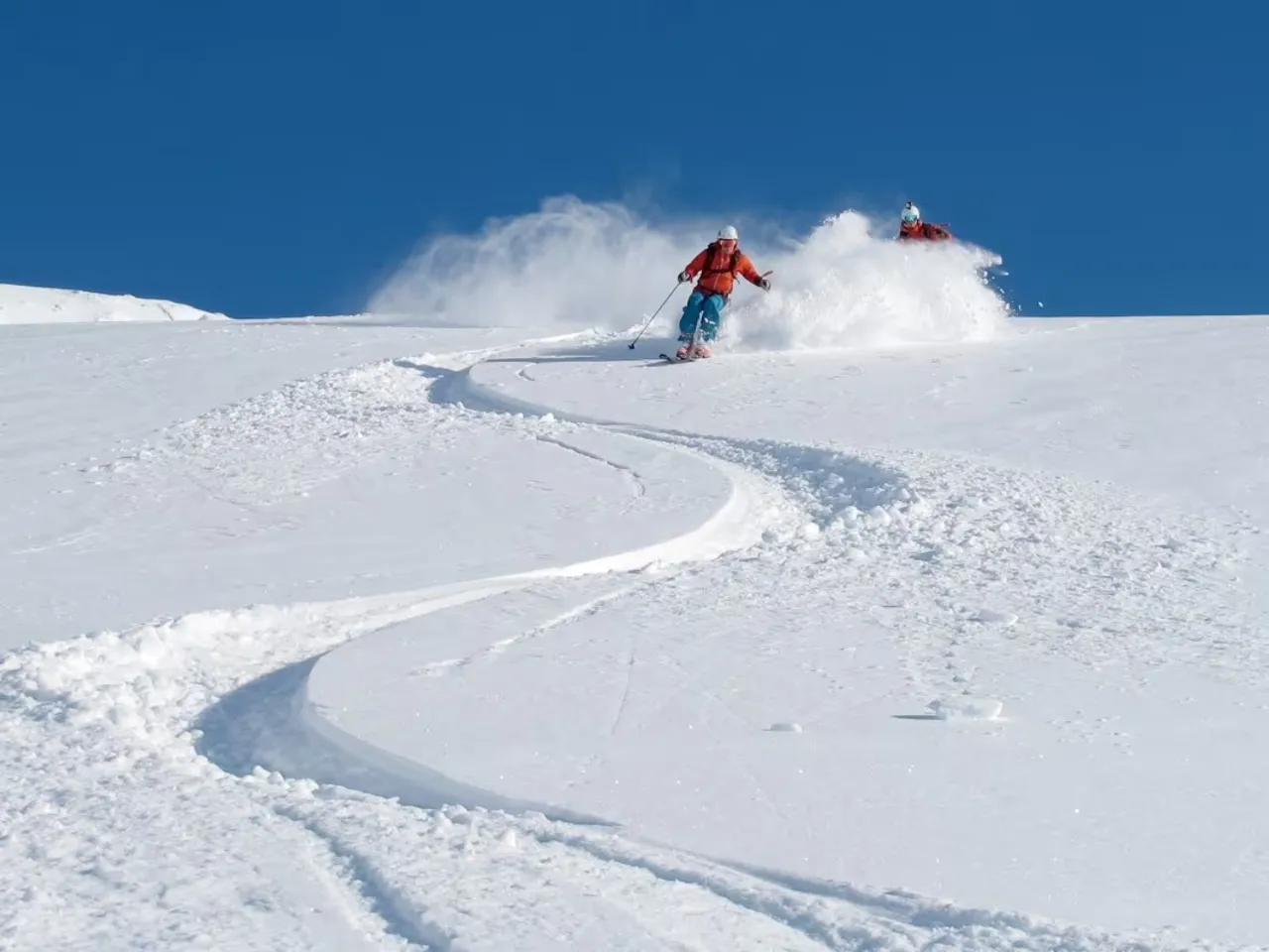 Heli-Skiing